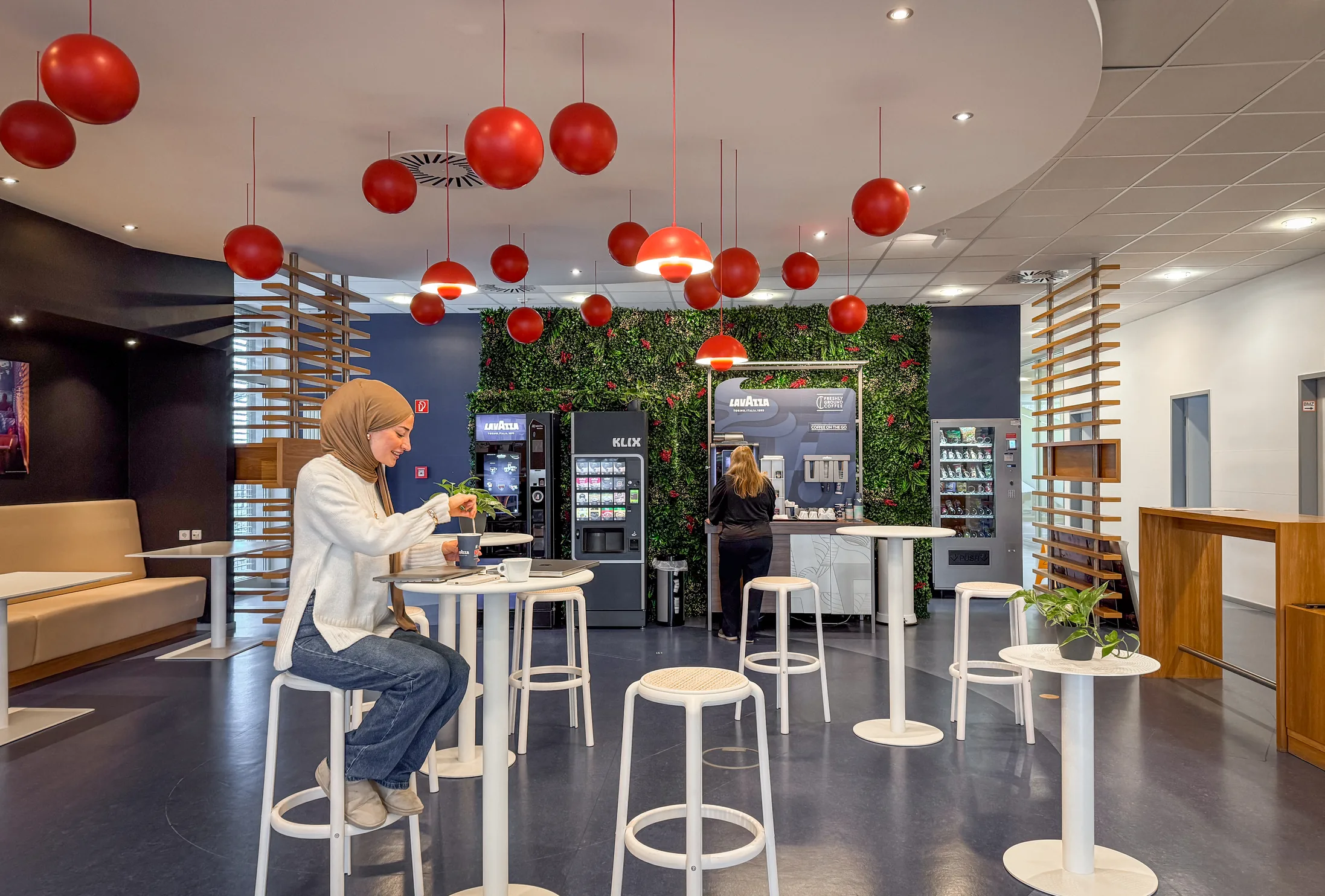 Markenraum-Gestaltung von ping im Lavazza Professional Office in Verden